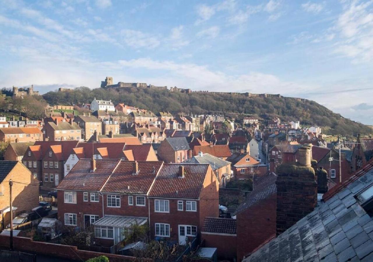 Sandmartin - Top Floor 3-Bed Apartment Sea Views & Parking Scarborough Buitenkant foto